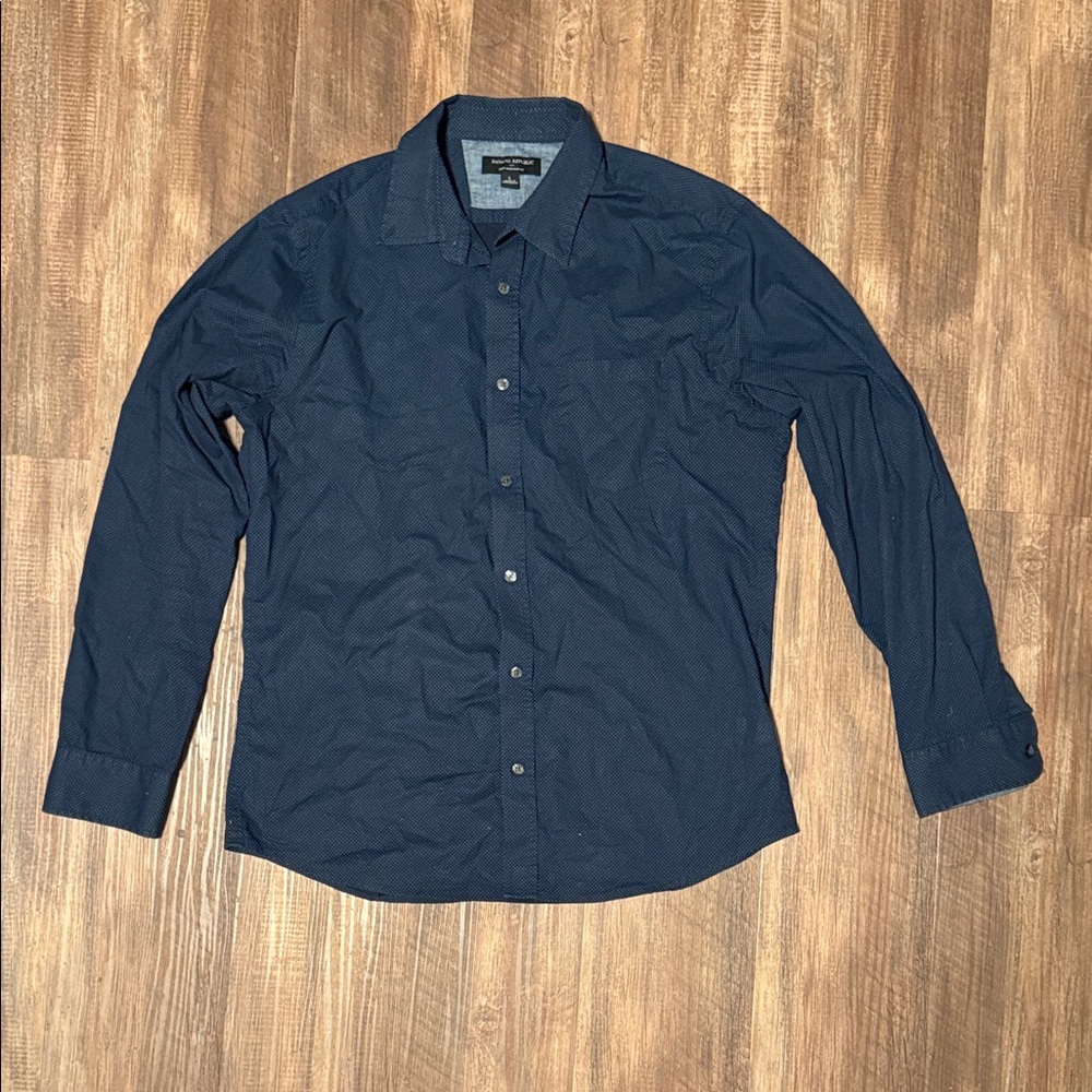 Banana Republic Standard Fit Button Up